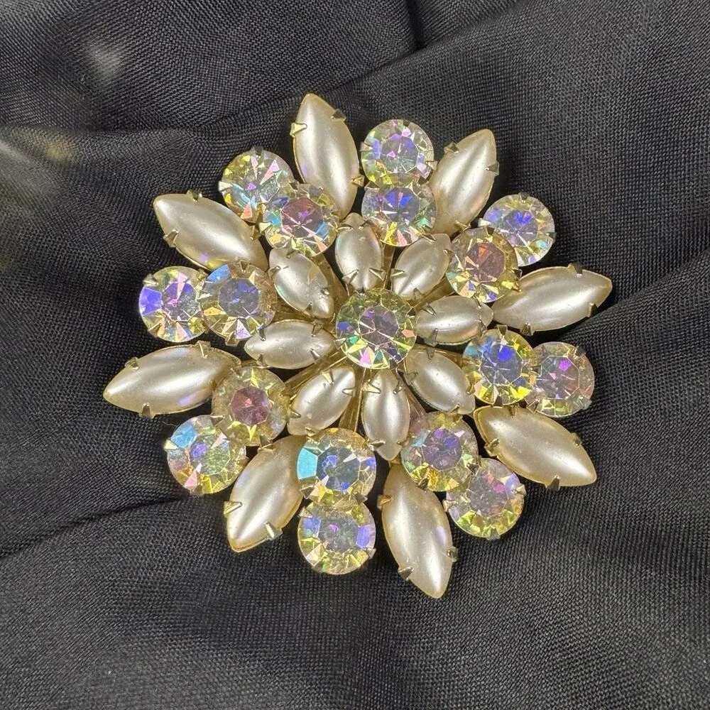 VTG Coro Signed Large Snowflake Brooch Pin Aurora Borealis Rhinestones Pearls